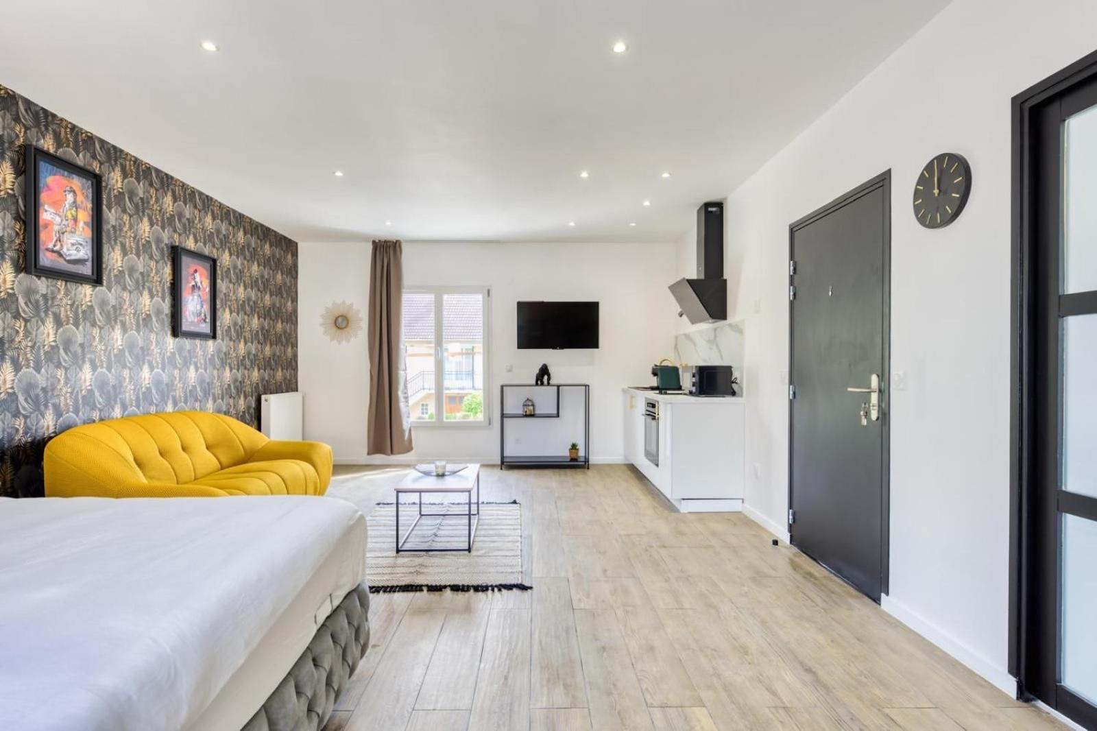 Studio 1 Coubron Экстерьер фото