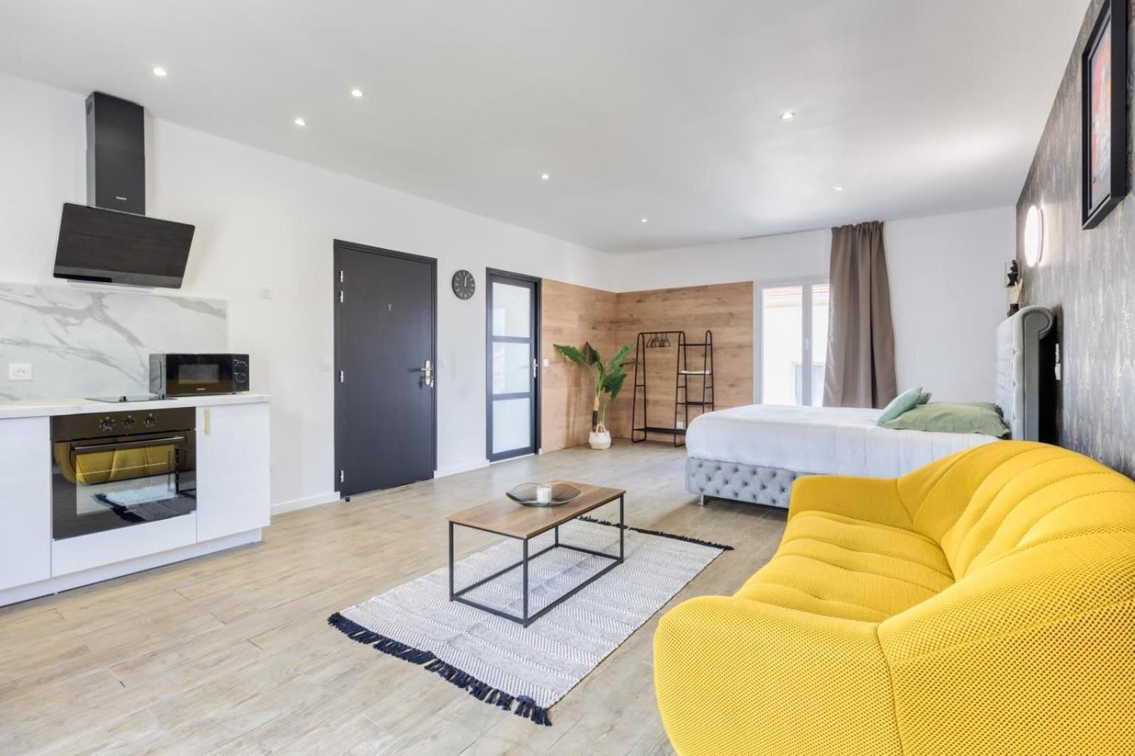 Studio 1 Coubron Экстерьер фото