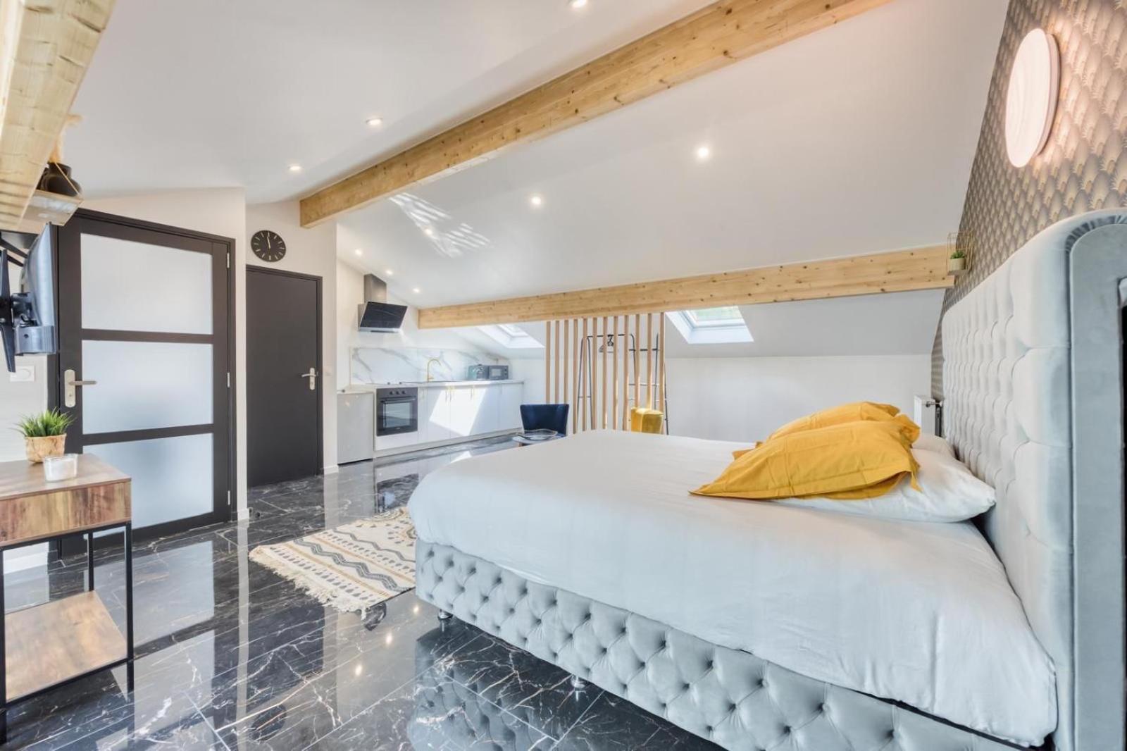 Studio 1 Coubron Экстерьер фото